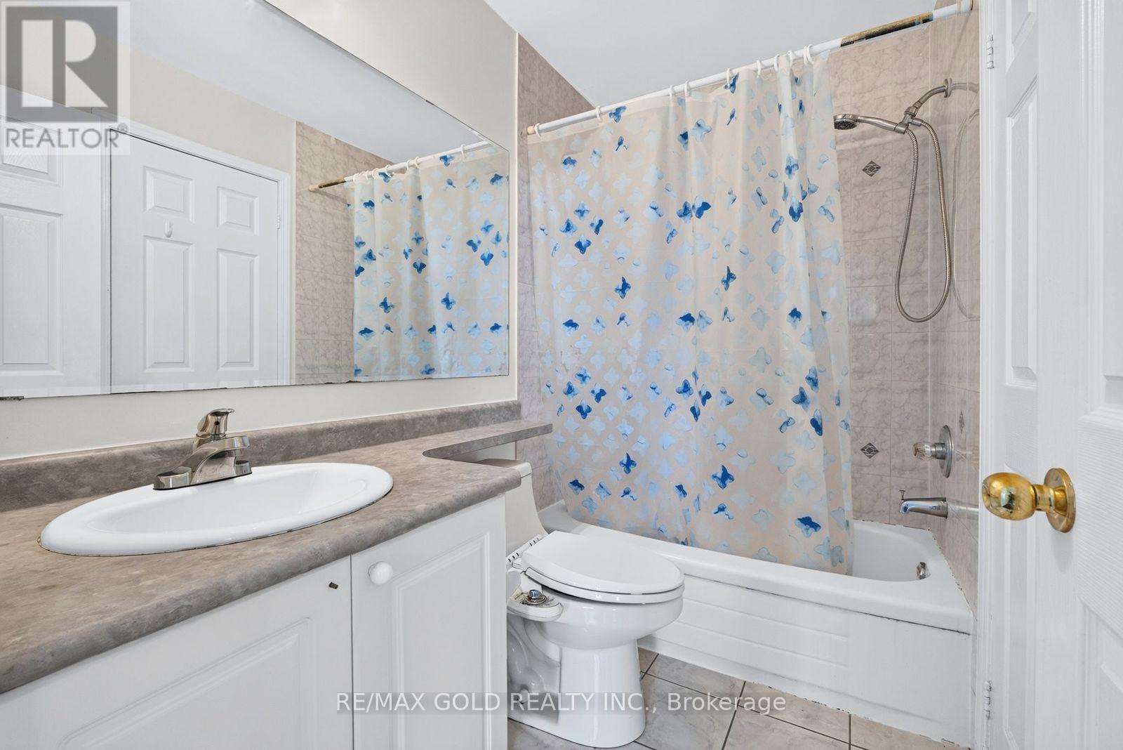 70 Maldives Crescent, Brampton, Ontario  L6P 1L1 - Photo 30 - W13786376