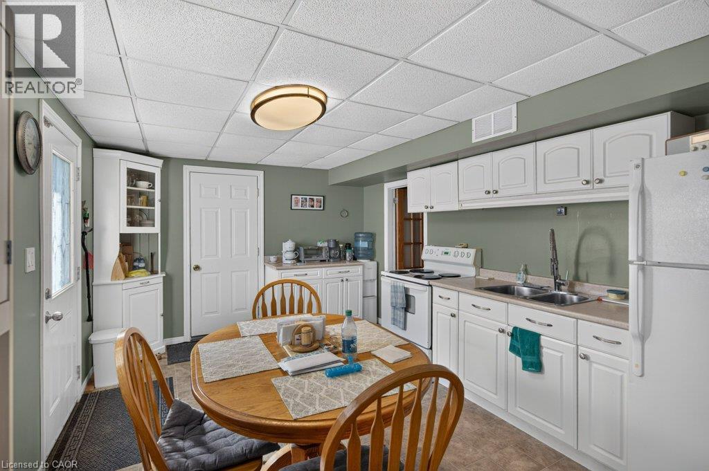 4 Erie Avenue, Fisherville, Ontario  N0A 1G0 - Photo 9 - 40863108