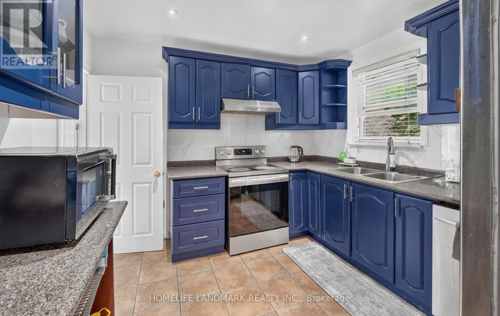 7 Baudina Crescent, Toronto, Ontario  M1N 3M9 - Photo 10 - E13783138