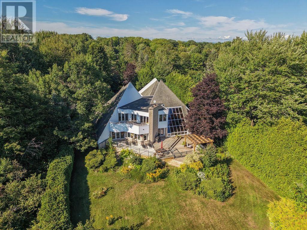 31 Riverside Dr, Sault Ste. Marie, Ontario  P6A 3R9 - Photo 4 - SM262551
