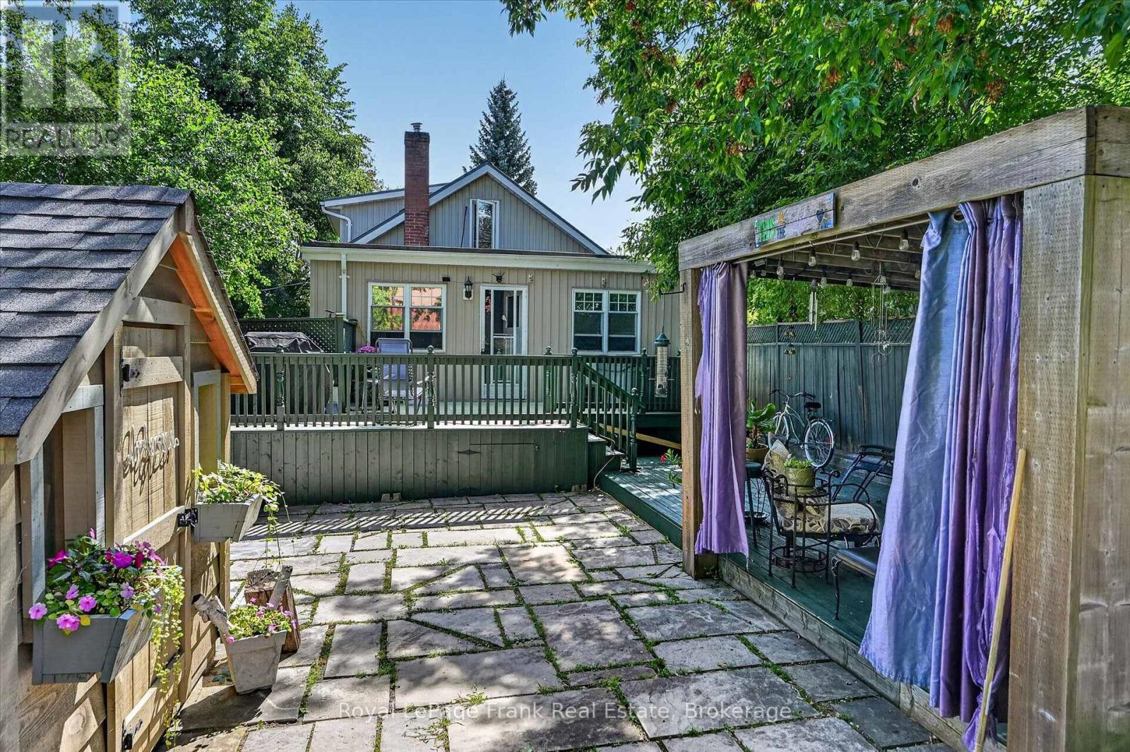 404 London Street, Peterborough (Town Ward 3), Ontario K9H 3A3 - Photo 5 - X13786586