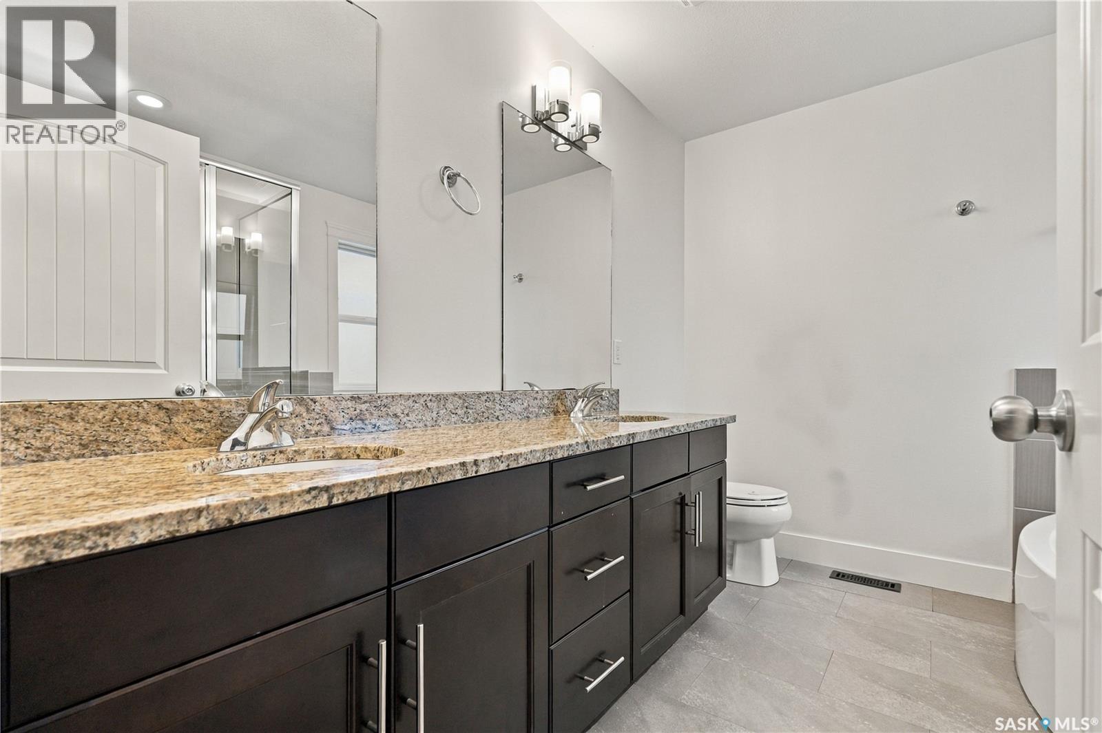 25 425 Langer Place, Warman, Saskatchewan  S0K 4S1 - Photo 22 - SK048510