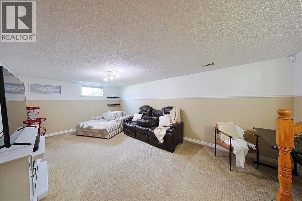 1234 Thistledown Avenue, Sarnia, Ontario  N7S 5A9 - Photo 21 - 26022434
