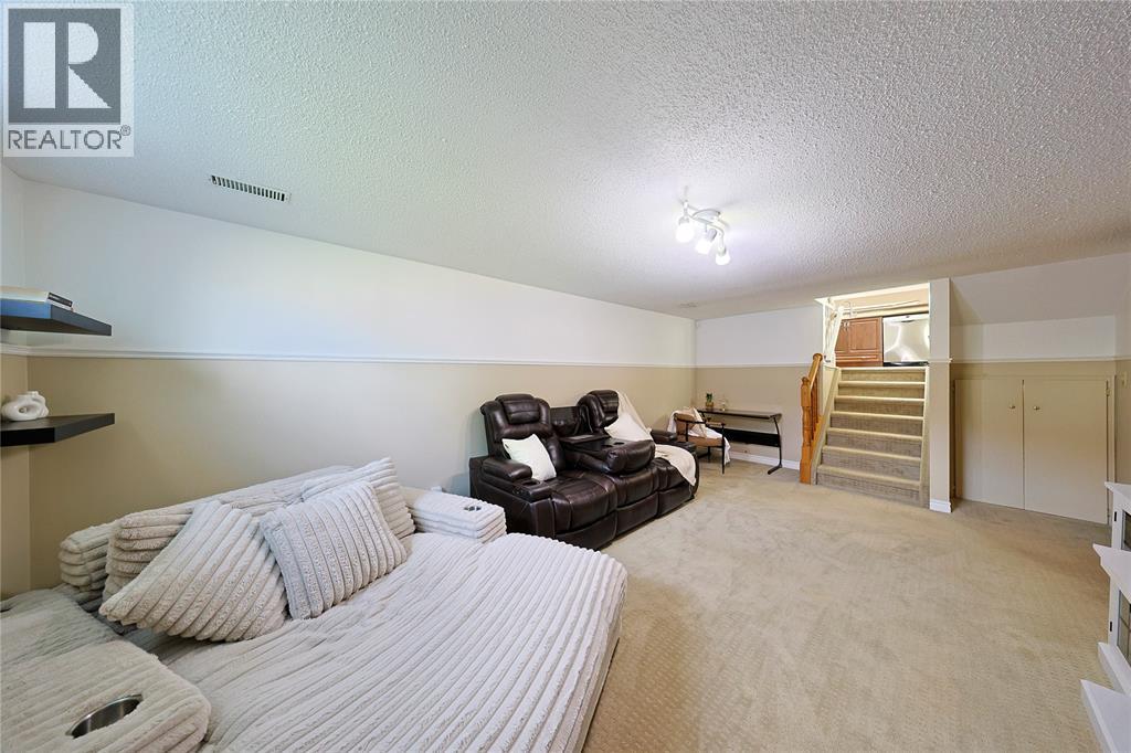 1234 Thistledown Avenue, Sarnia, Ontario  N7S 5A9 - Photo 22 - 26022434