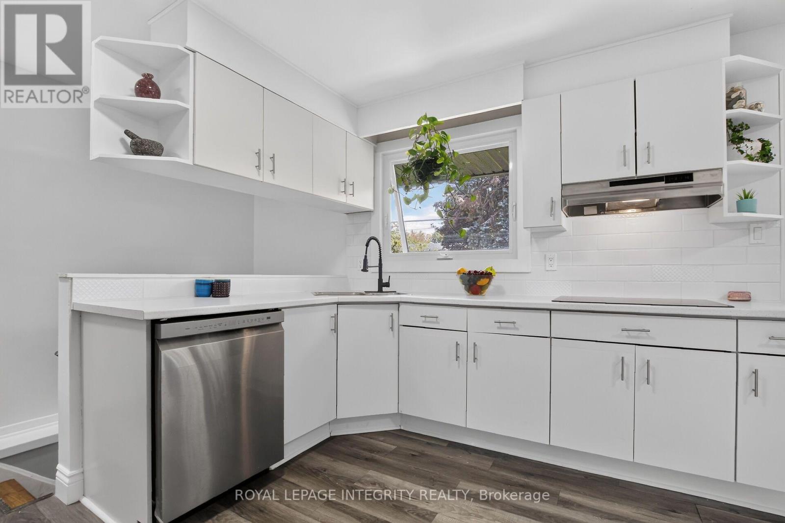 1213 Mcwatters Road, Ottawa, Ontario K2C 3E7 - Photo 11 - X13786604