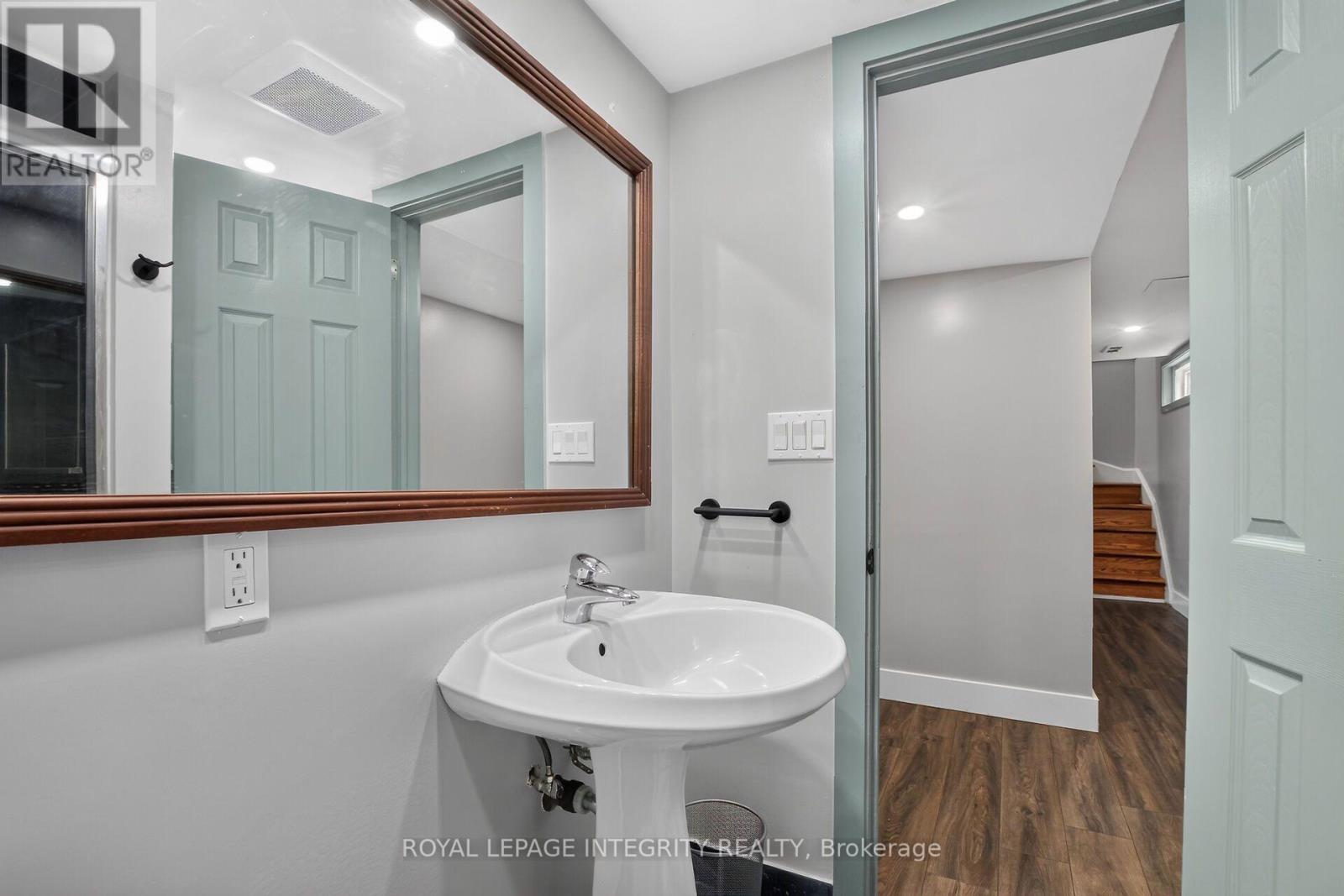 1213 Mcwatters Road, Ottawa, Ontario K2C 3E7 - Photo 25 - X13786604