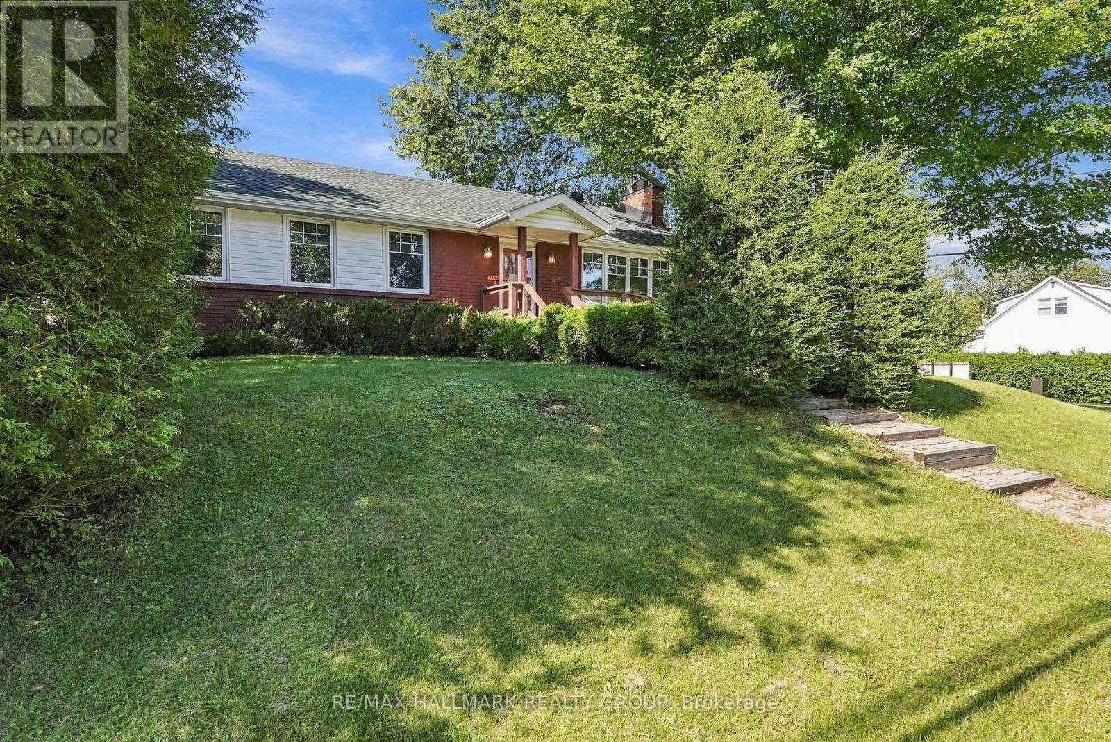 3844 Albion Road, Ottawa, Ontario K1T 1B1 - Photo 3 - X13786682