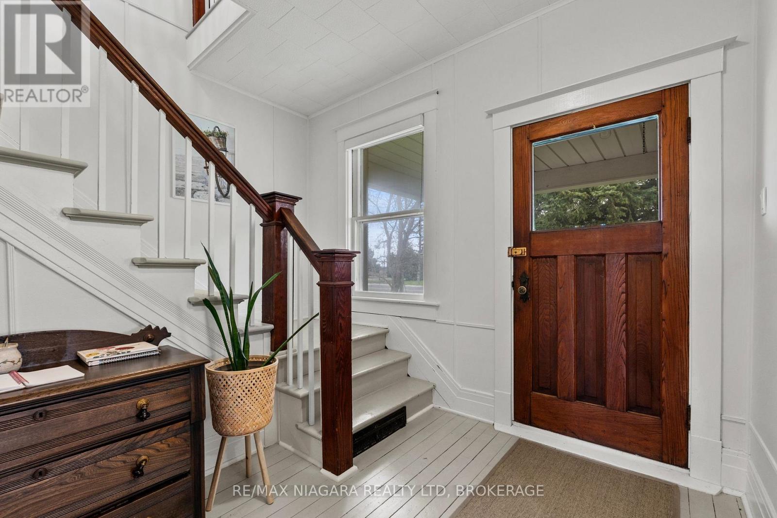 1068 Niagara Stone Road, Niagara-On-The-Lake, Ontario  L0S 1J0 - Photo 17 - X13786646