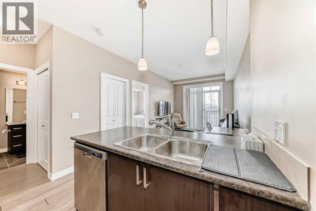 311, 117 Copperpond Common SE, Calgary, Alberta  T2Z 5E6 - Photo 18 - A2344426