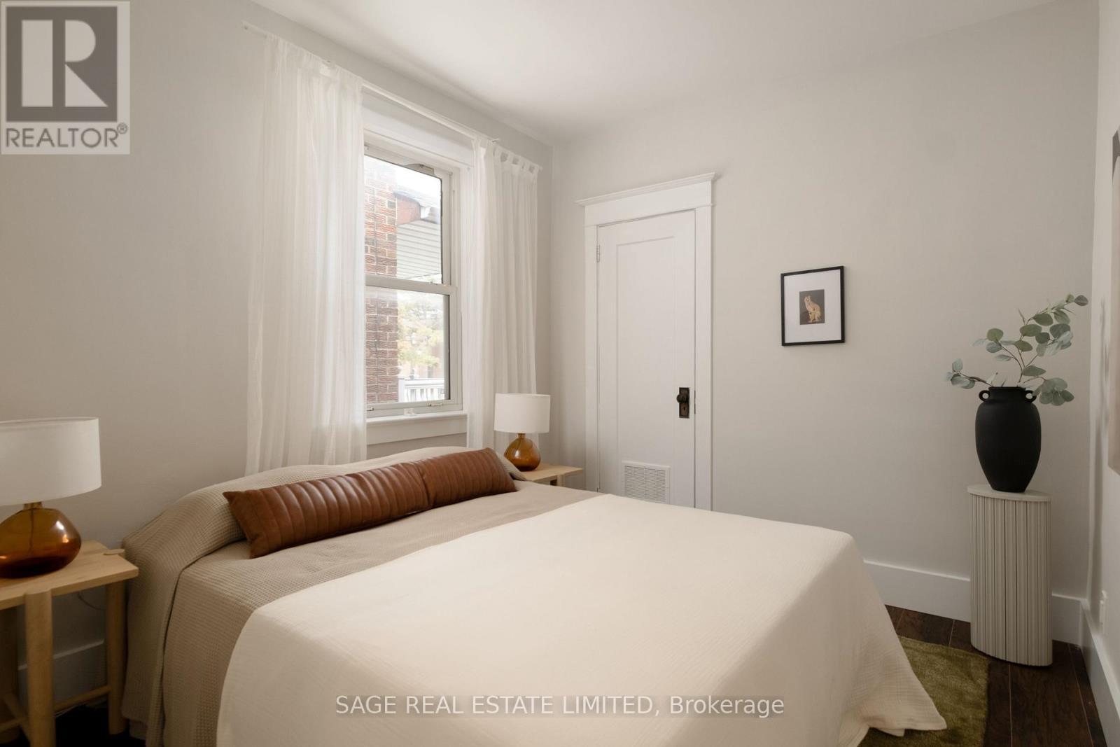 74 Barrington Avenue, Toronto, Ontario  M4C 4Z1 - Photo 21 - E13786558