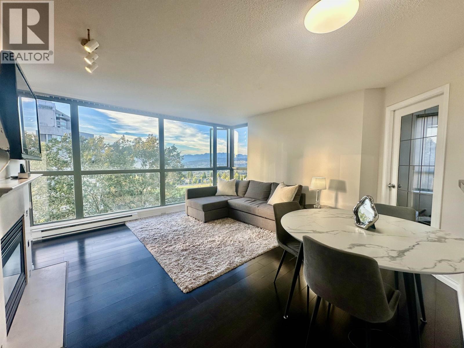 1005 4888 HAZEL STREET Burnaby British Columbia Canada V5H4T4 5