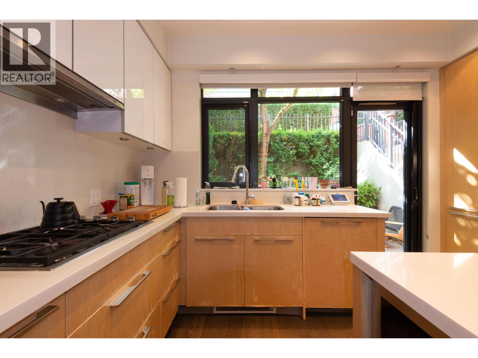 1088 W 7th Avenue, Vancouver, British Columbia  V6H 1B3 - Photo 12 - R3165616