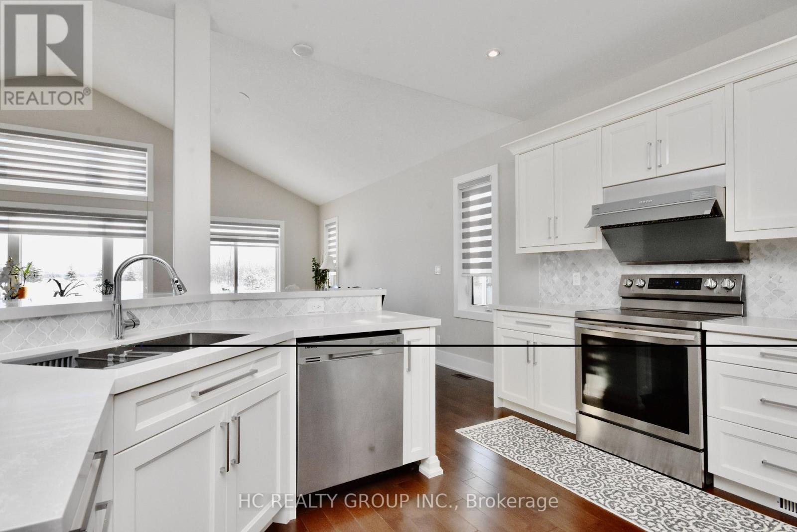 295 Sunnybrae Avenue, Innisfil, Ontario  L9S 0K9 - Photo 10 - N13786620