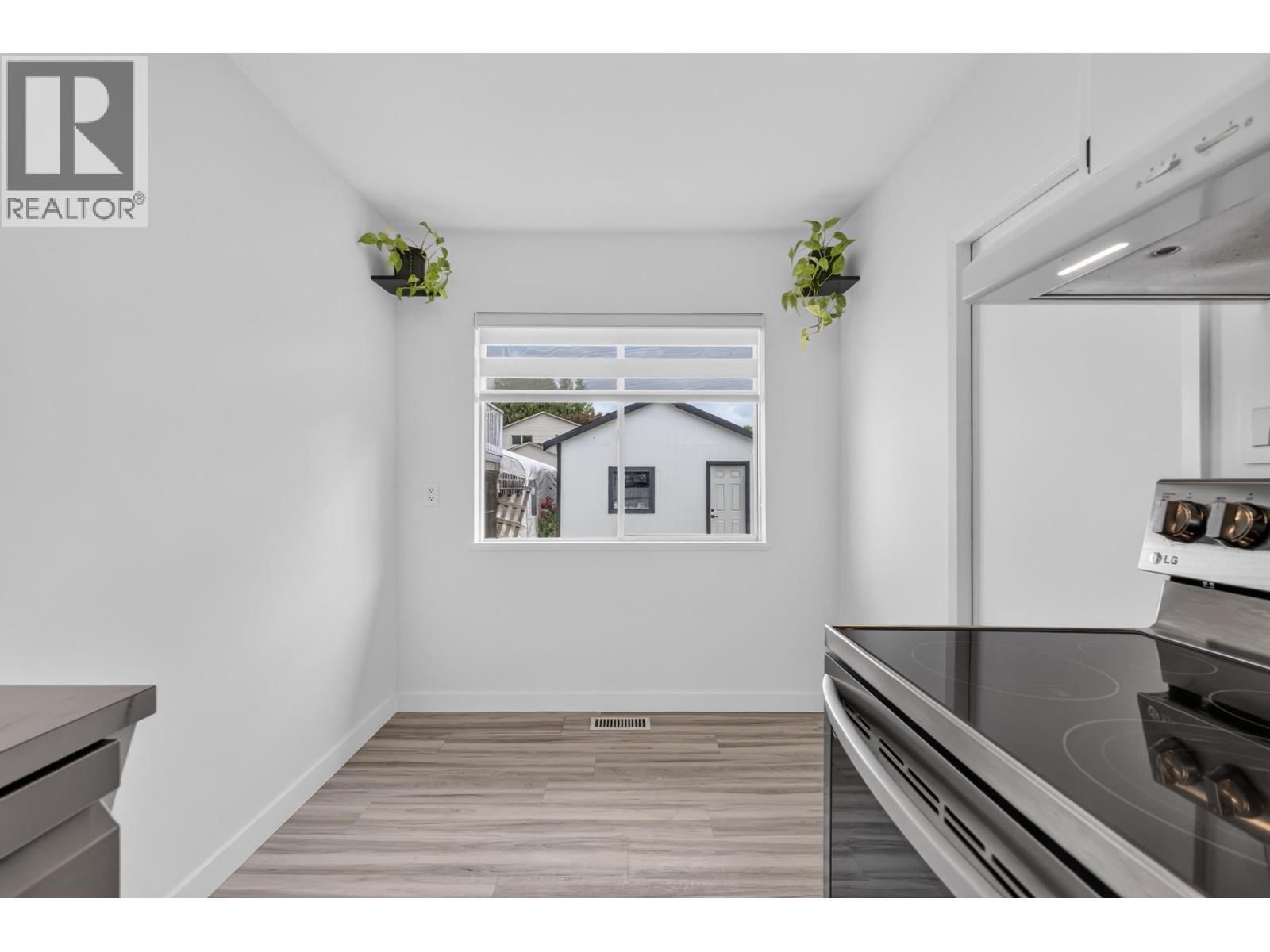 2141 Fraser Avenue, Port Coquitlam, British Columbia  V3B 1N7 - Photo 13 - R3165585