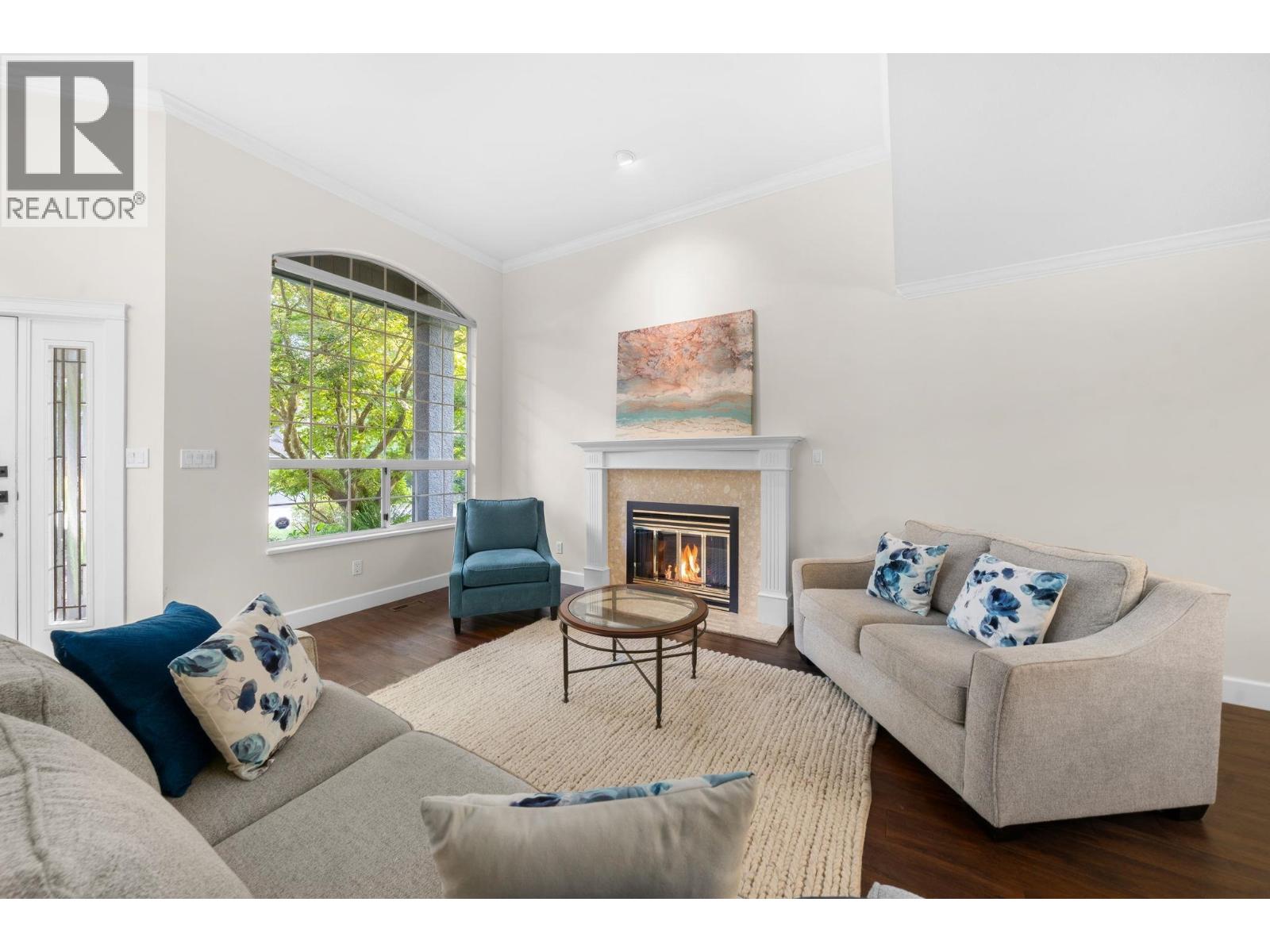 1617 Emerson Court, North Vancouver, British Columbia  V7H 2Y6 - Photo 4 - R3165600