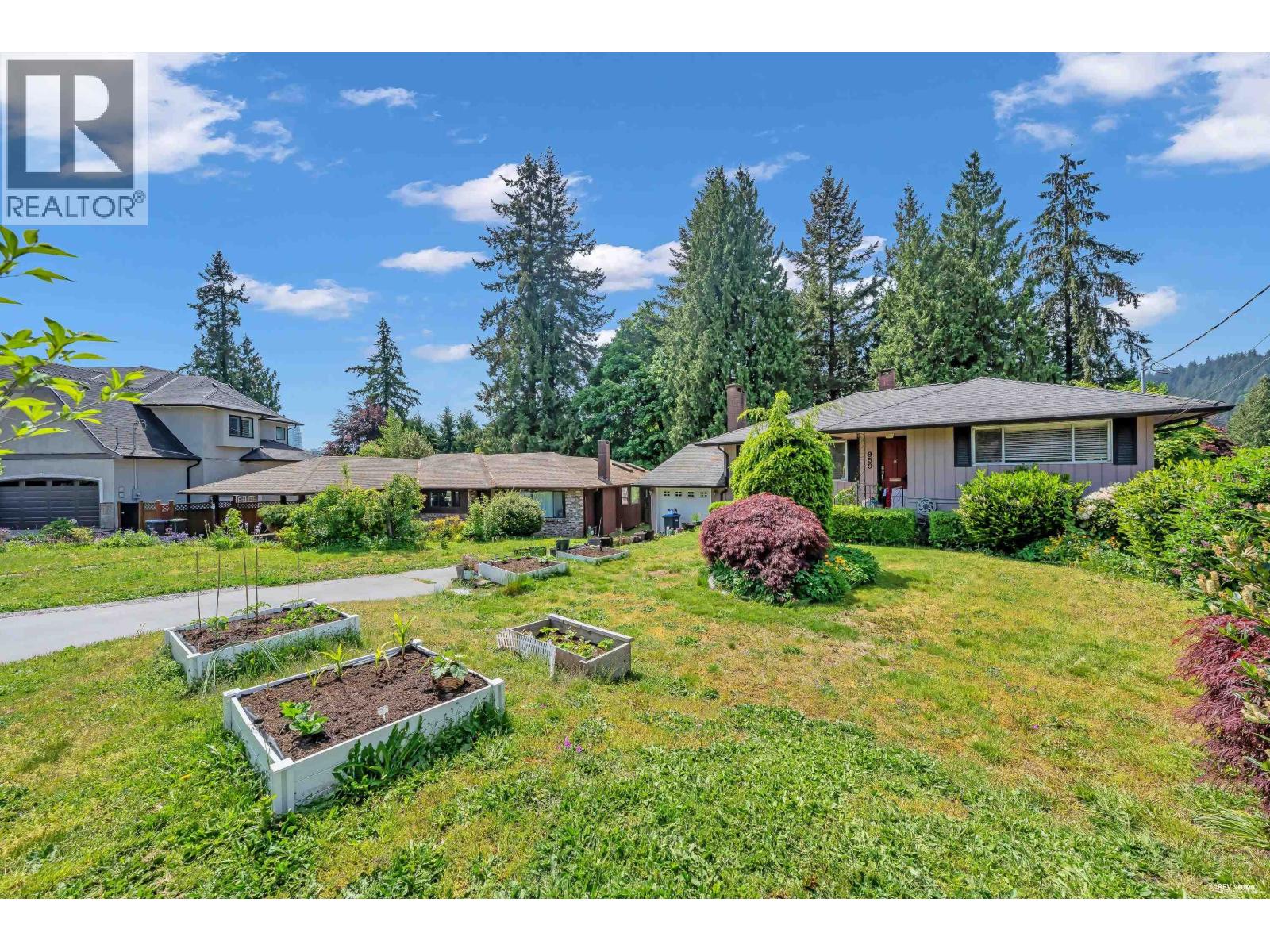 959 Caithness Crescent, Port Moody, British Columbia  V3H 1C7 - Photo 33 - R3165612
