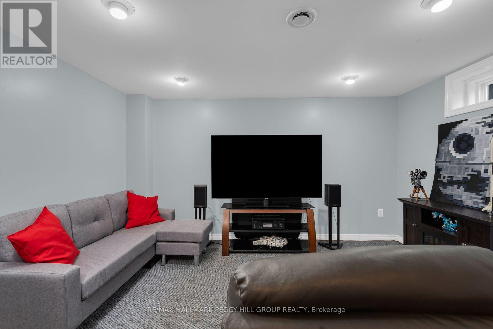 104 Leslie Avenue, Barrie (Holly), Ontario  L4N 9P4 - Photo 11 - S13786562