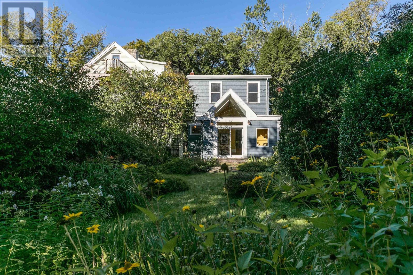 1695 Edward Street, Halifax, Nova Scotia  B3H 3J2 - Photo 37 - 202623361