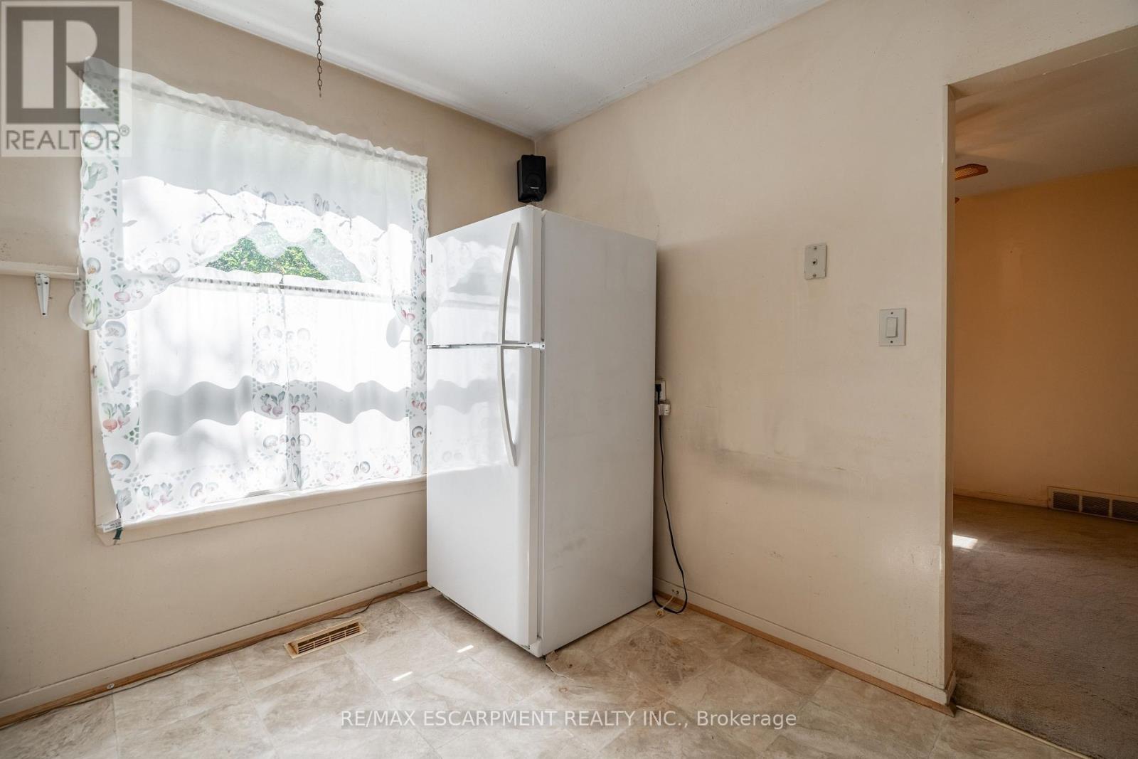 8 - 519 Claridge Road, Burlington, Ontario  L7N 2S1 - Photo 13 - W13786582