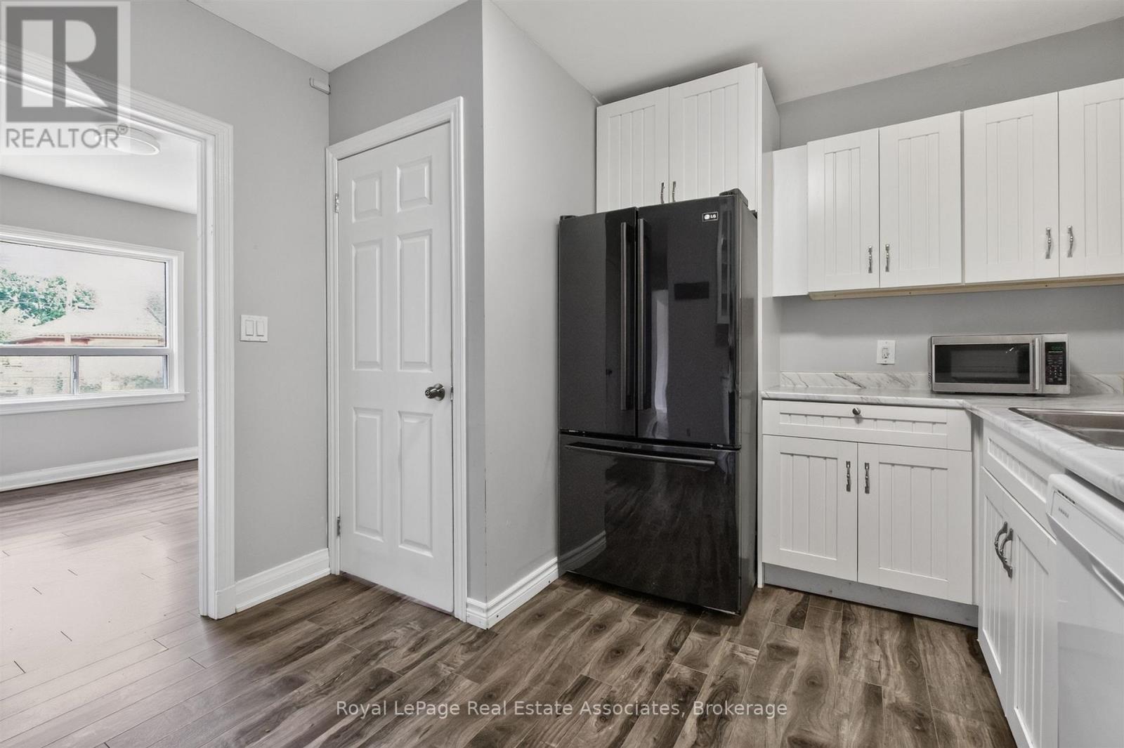 1072 Orchard Road, Mississauga, Ontario  L5E 2N9 - Photo 16 - W13786602