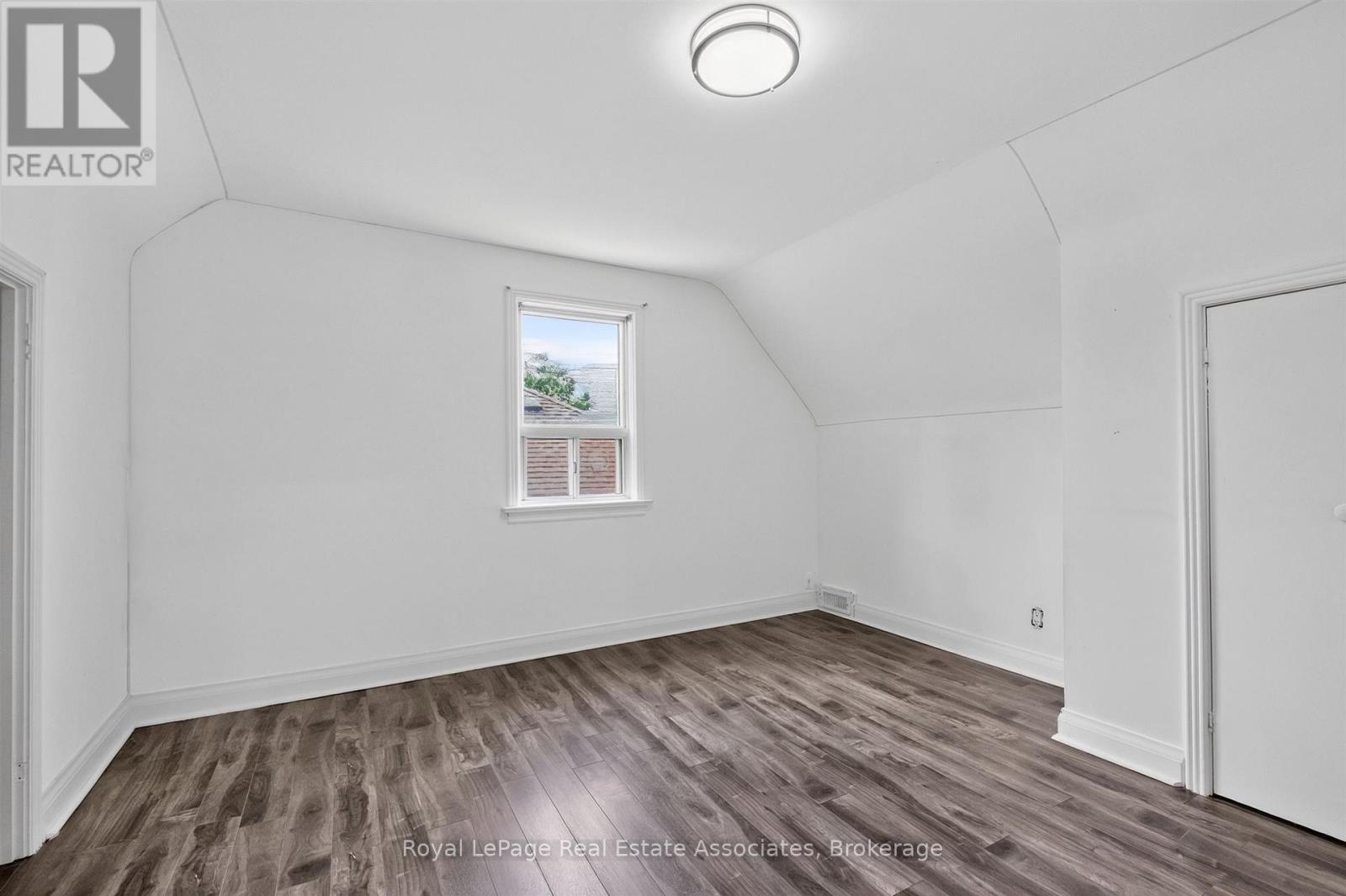 1072 Orchard Road, Mississauga, Ontario  L5E 2N9 - Photo 25 - W13786602