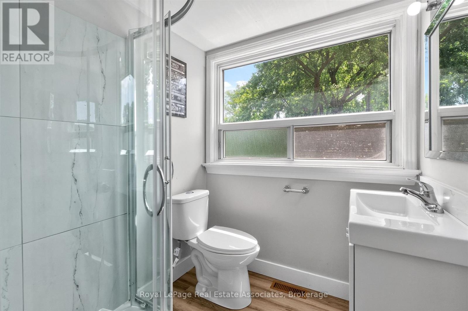 1072 Orchard Road, Mississauga, Ontario  L5E 2N9 - Photo 30 - W13786602