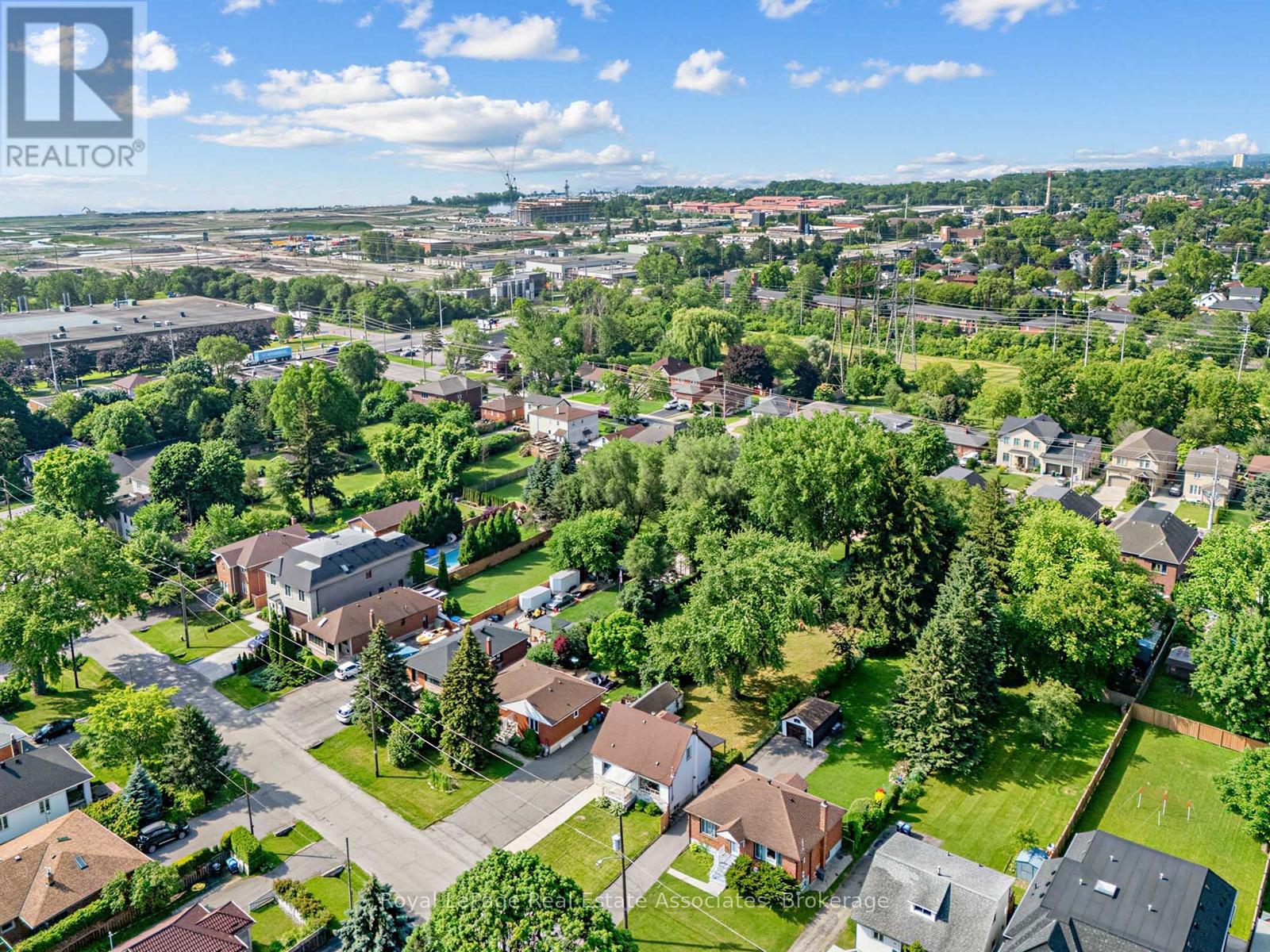 1072 Orchard Road, Mississauga, Ontario  L5E 2N9 - Photo 39 - W13786602