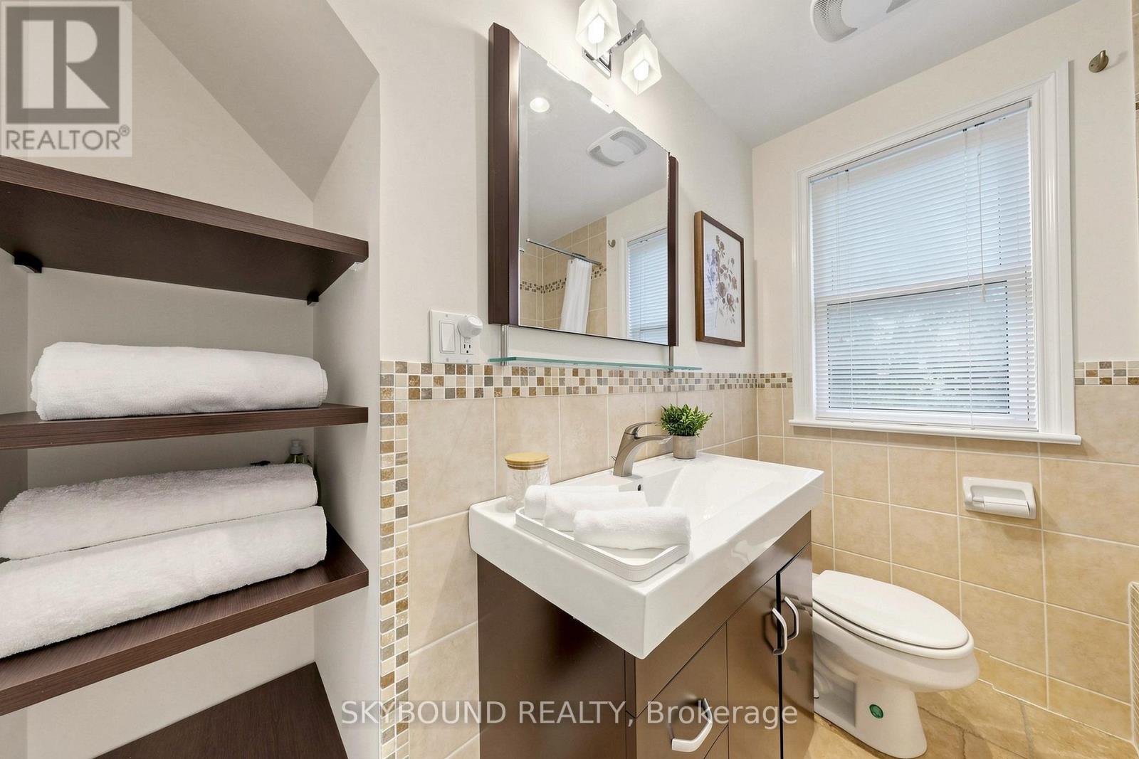 19 Riverview Heights, Toronto, Ontario  M9P 2N3 - Photo 23 - W13786638