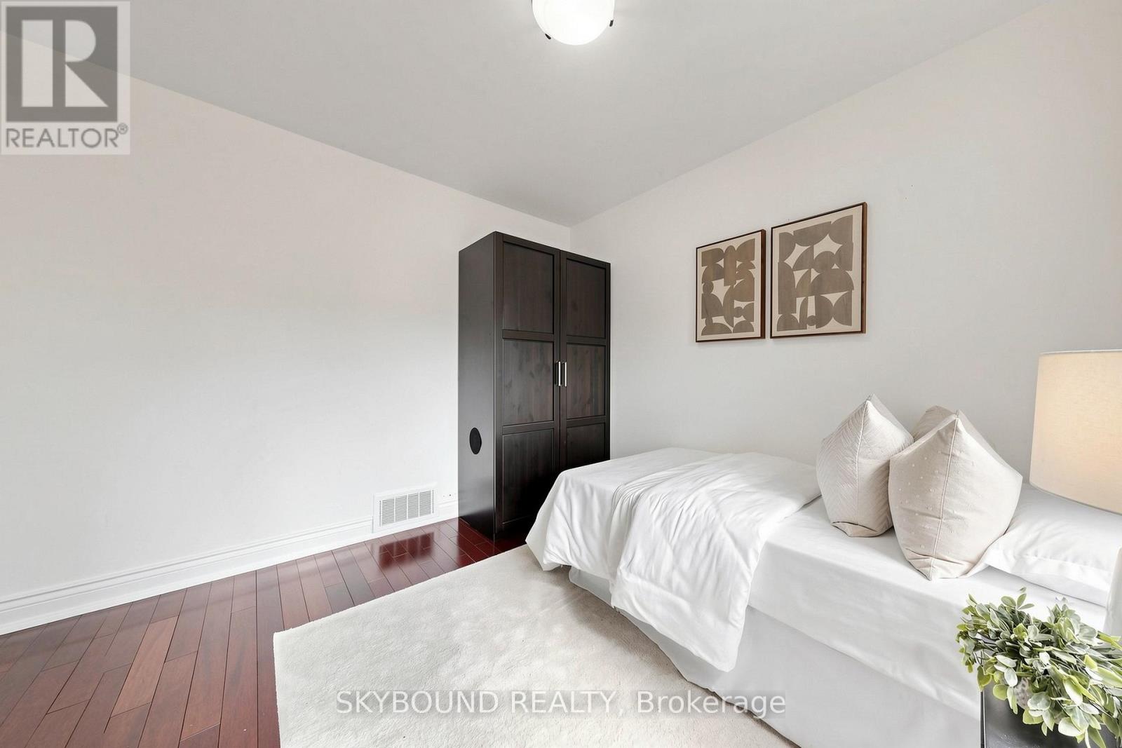19 Riverview Heights, Toronto, Ontario  M9P 2N3 - Photo 26 - W13786638