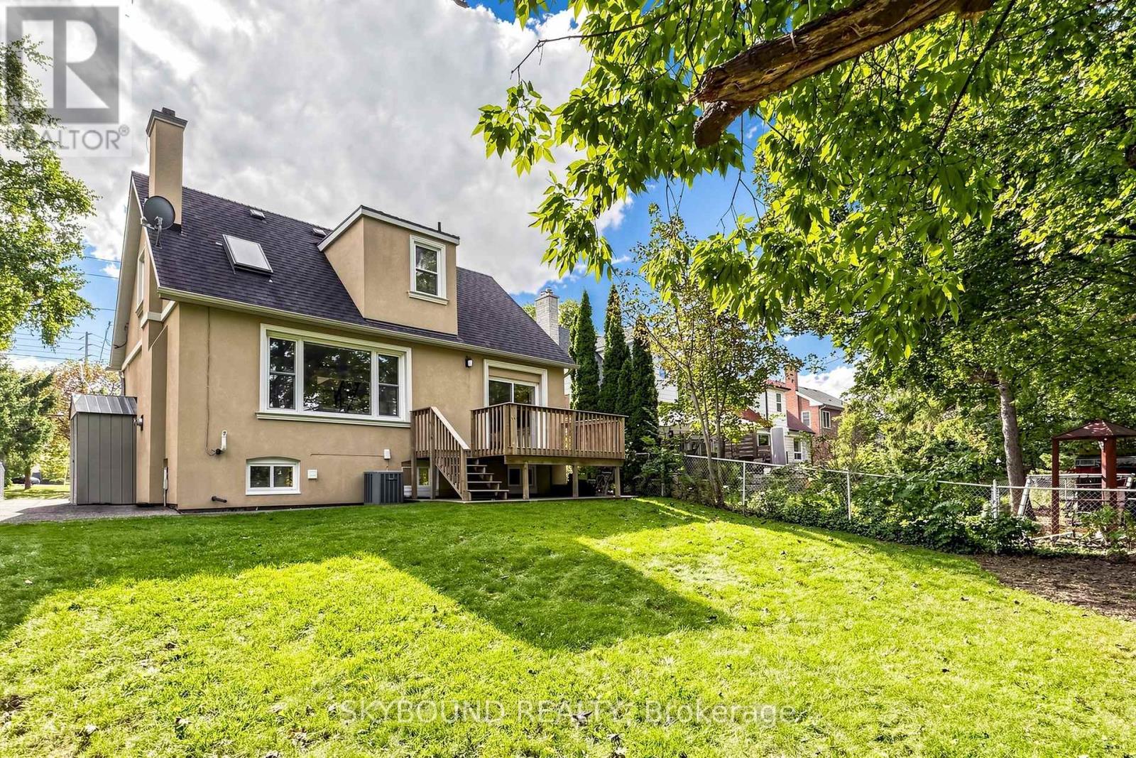 19 Riverview Heights, Toronto, Ontario  M9P 2N3 - Photo 36 - W13786638