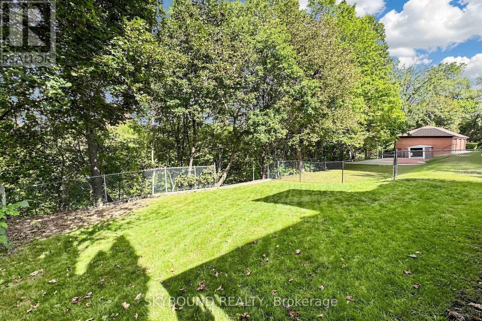 19 Riverview Heights, Toronto, Ontario  M9P 2N3 - Photo 37 - W13786638