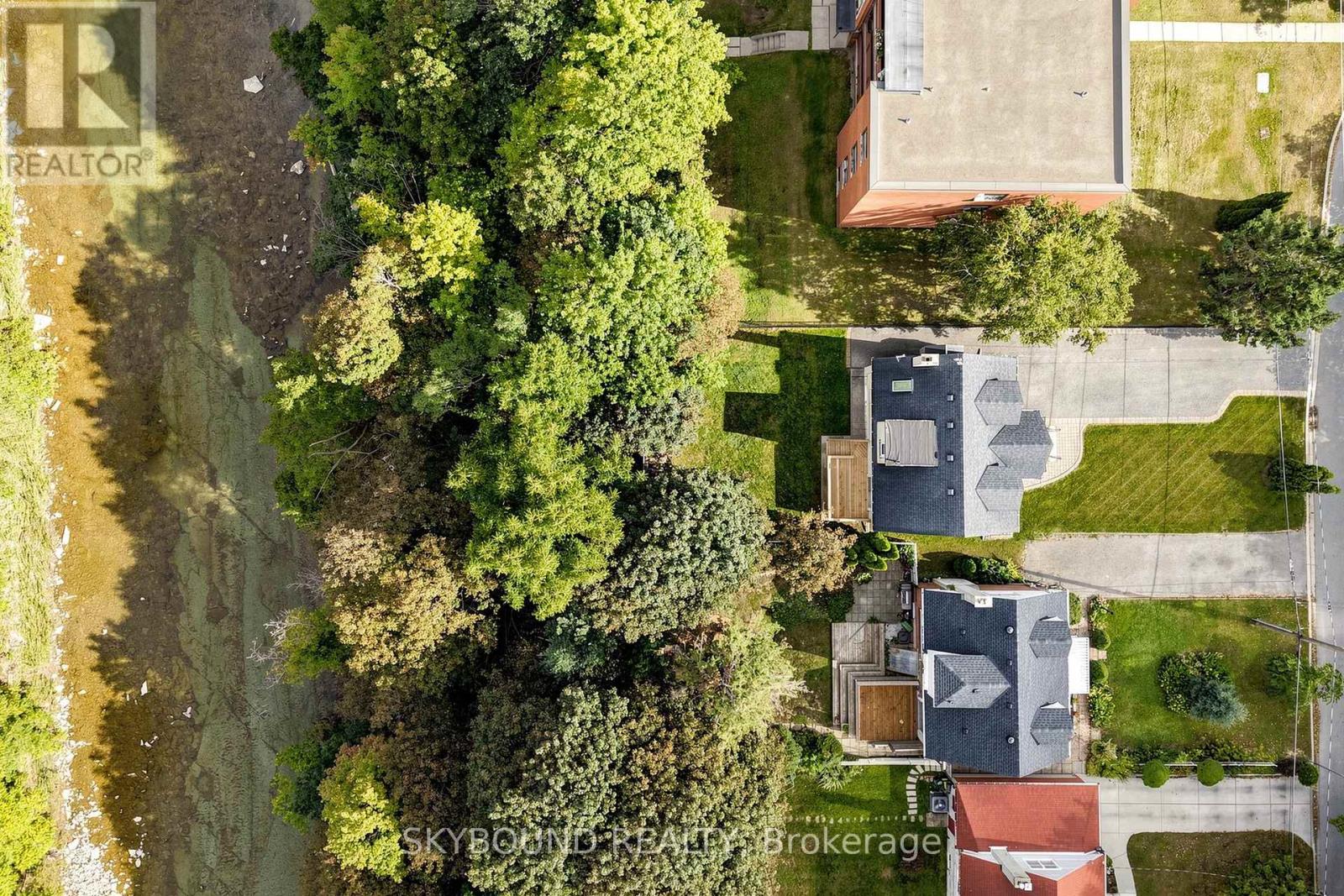 19 Riverview Heights, Toronto, Ontario  M9P 2N3 - Photo 42 - W13786638