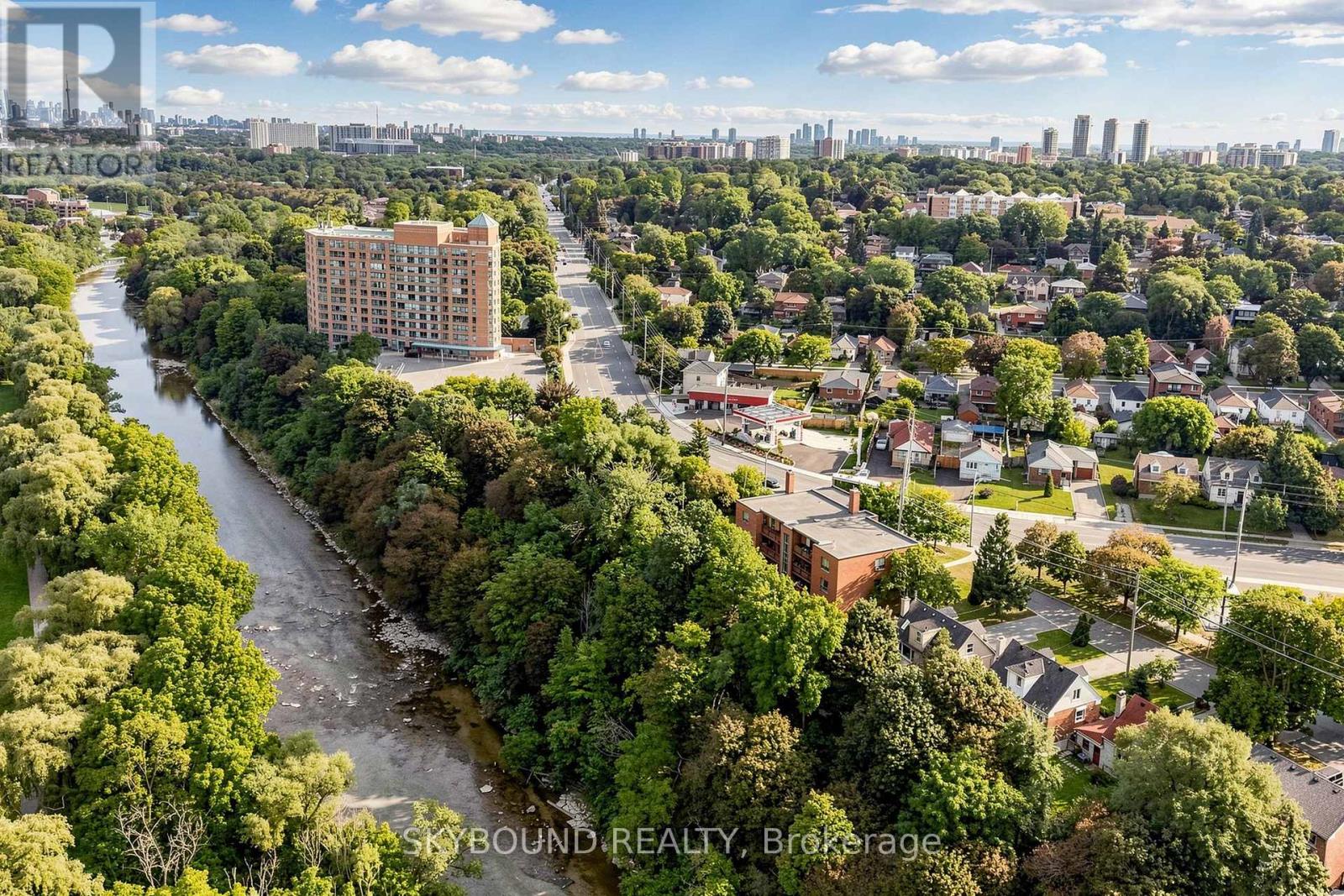 19 Riverview Heights, Toronto, Ontario  M9P 2N3 - Photo 43 - W13786638
