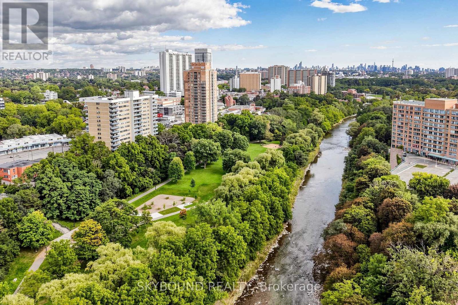 19 Riverview Heights, Toronto, Ontario  M9P 2N3 - Photo 44 - W13786638