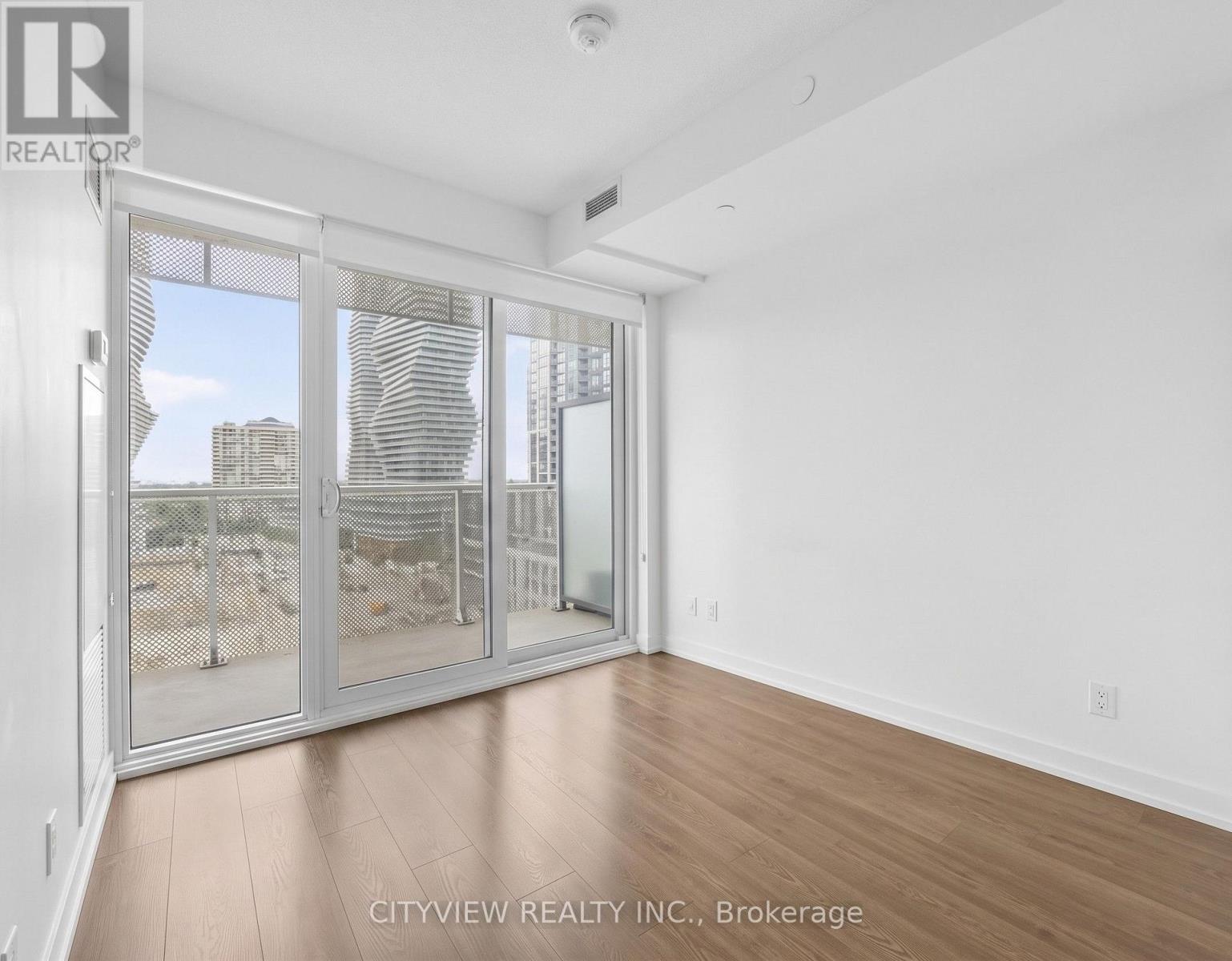 1009 - 4065 Confederation Parkway, Mississauga, Ontario  L5B 0L4 - Photo 18 - W13786640