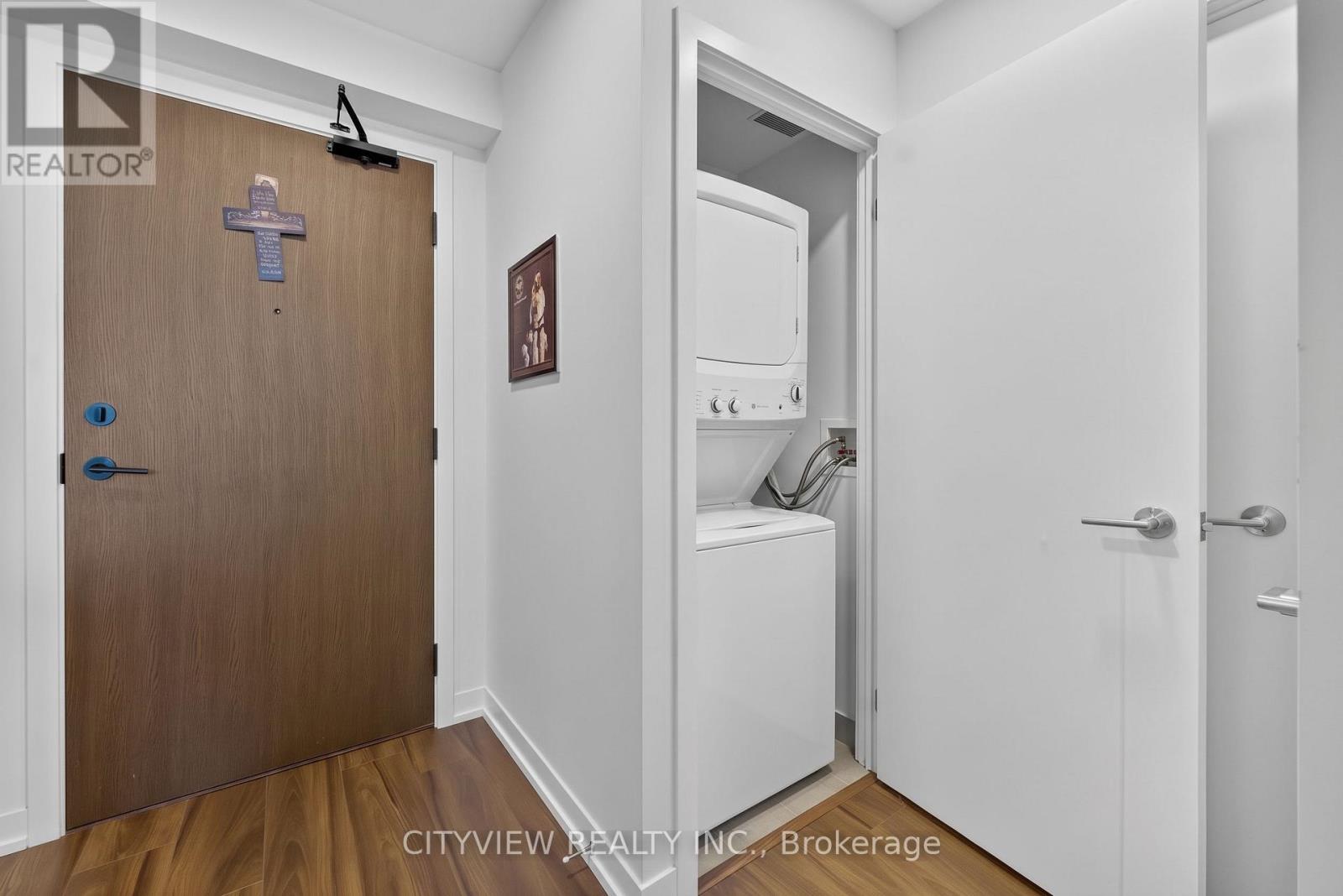 1009 - 4065 Confederation Parkway, Mississauga, Ontario  L5B 0L4 - Photo 26 - W13786640