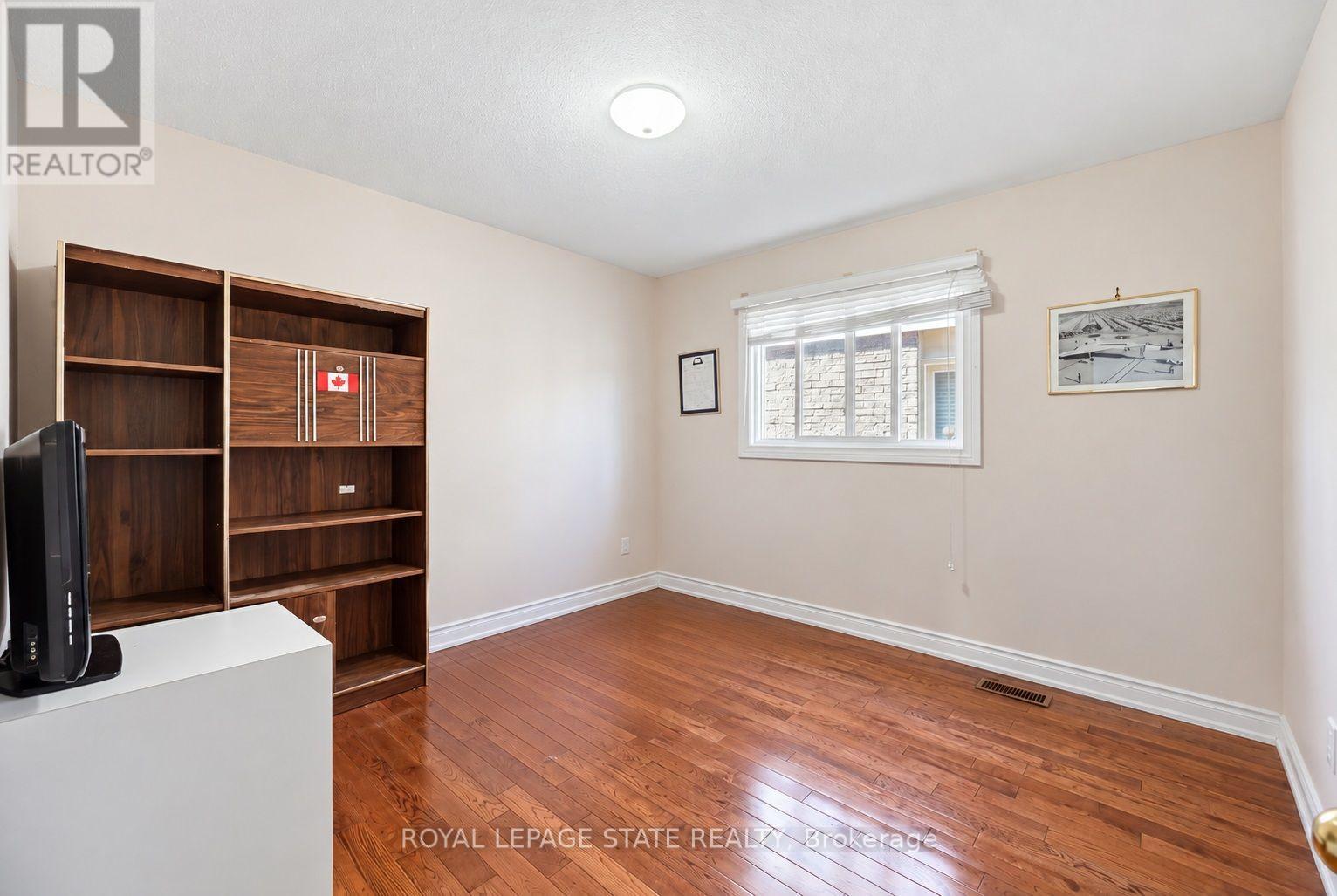 5592 Millbrook Lane, Mississauga, Ontario  L5M 3X9 - Photo 17 - W13786658