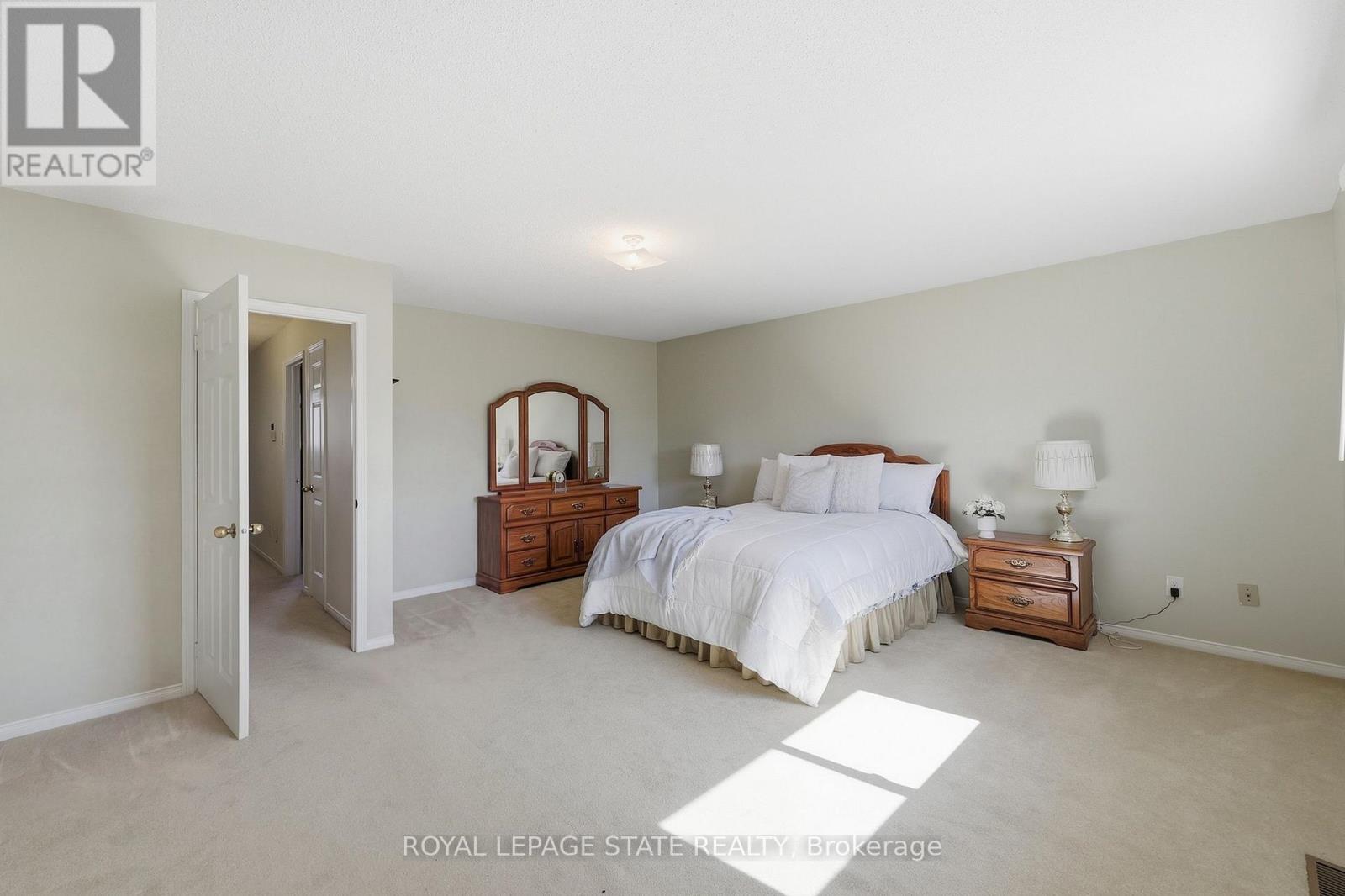 5592 Millbrook Lane, Mississauga, Ontario  L5M 3X9 - Photo 19 - W13786658