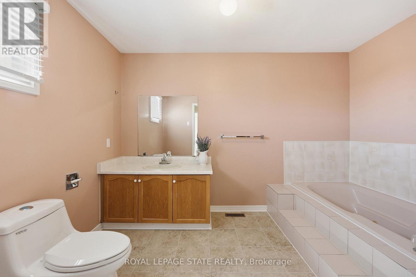 5592 Millbrook Lane, Mississauga, Ontario  L5M 3X9 - Photo 28 - W13786658