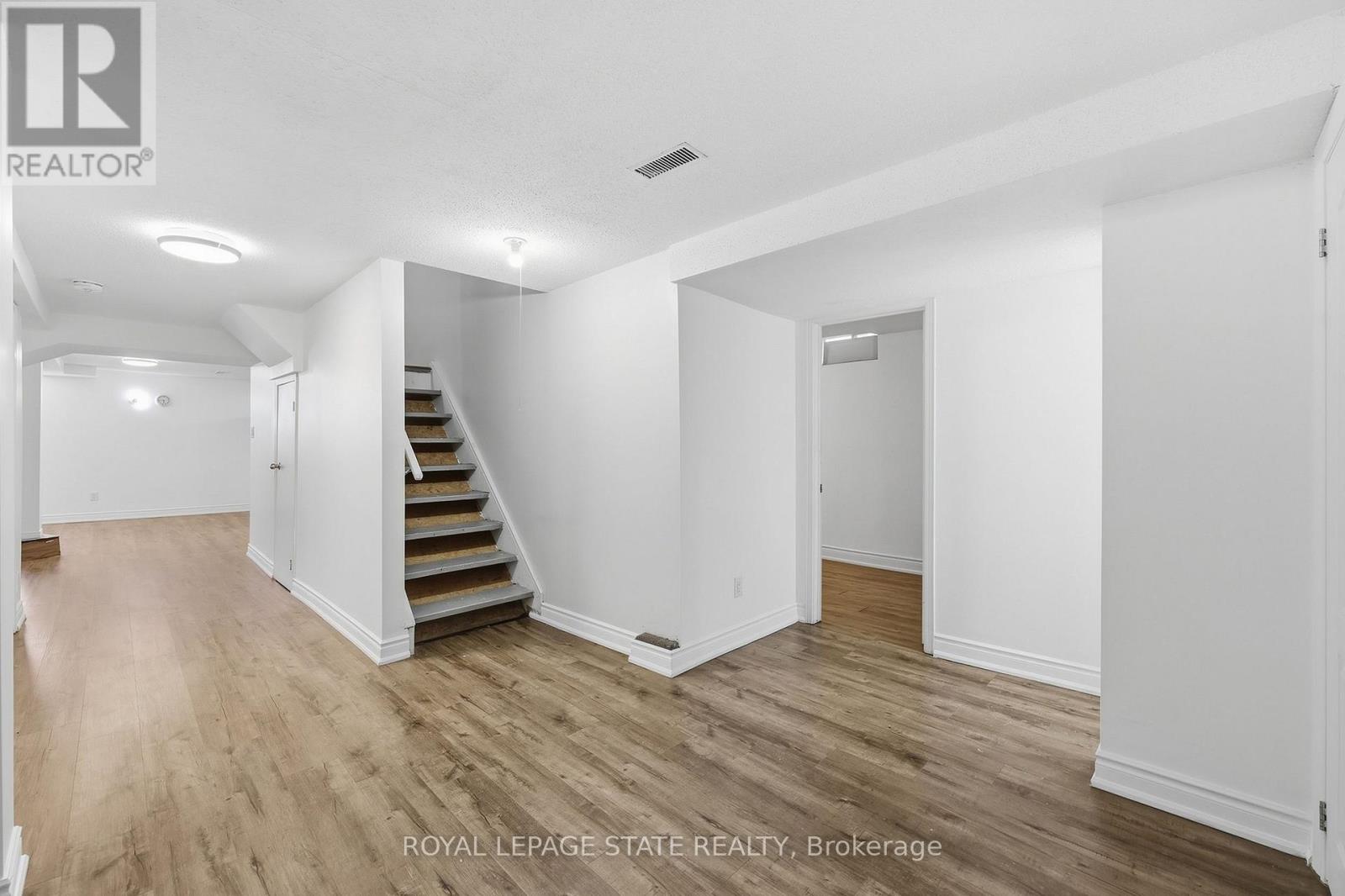 5592 Millbrook Lane, Mississauga, Ontario  L5M 3X9 - Photo 34 - W13786658