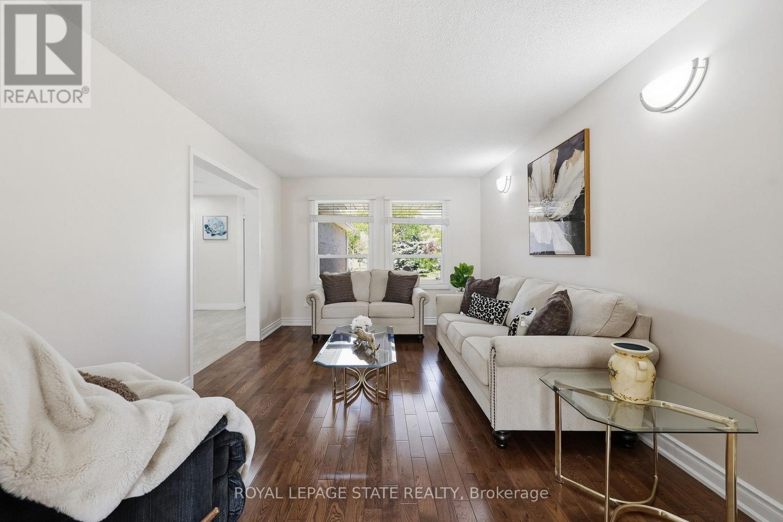 5592 Millbrook Lane, Mississauga, Ontario  L5M 3X9 - Photo 8 - W13786658