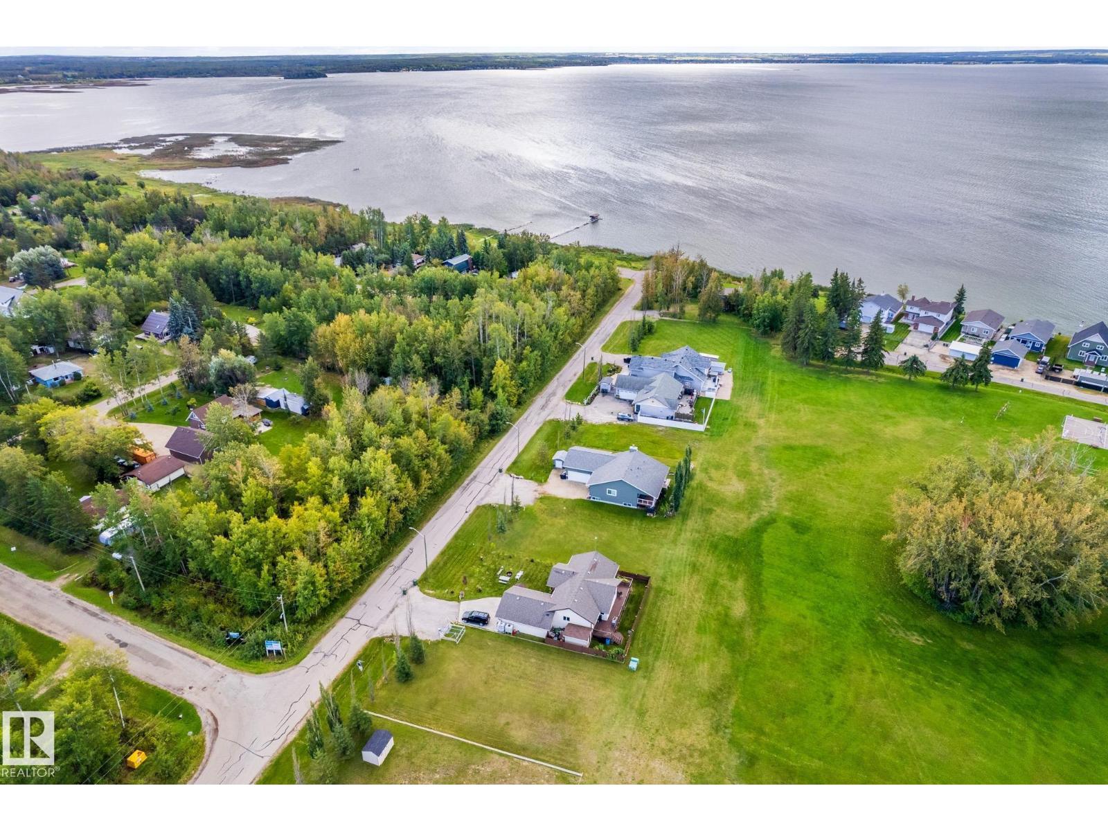 101 1 St, Rural Lac Ste. Anne County, Alberta  T0E 1A0 - Photo 14 - E4504604