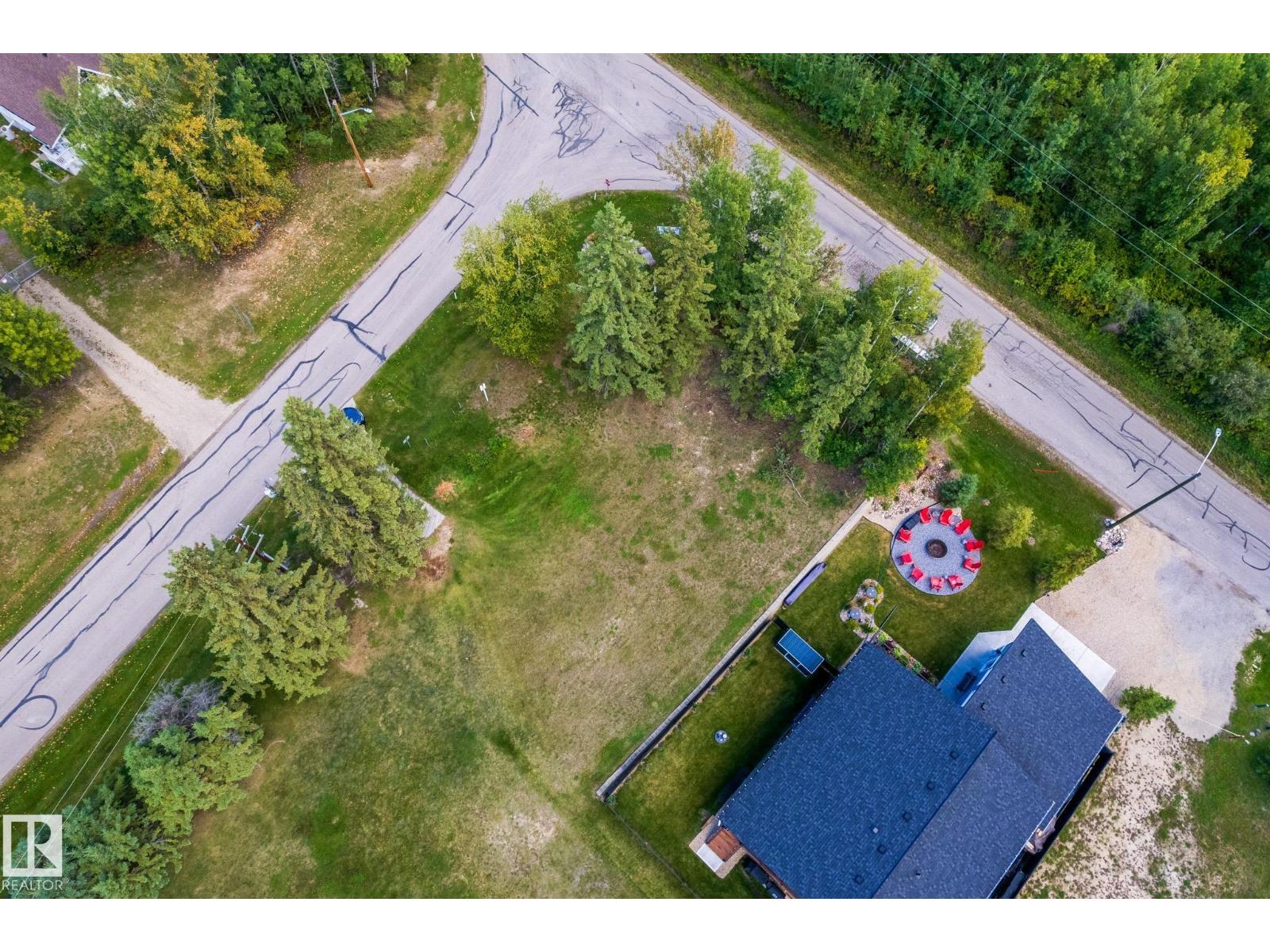 101 1 St, Rural Lac Ste. Anne County, Alberta  T0E 1A0 - Photo 2 - E4504604