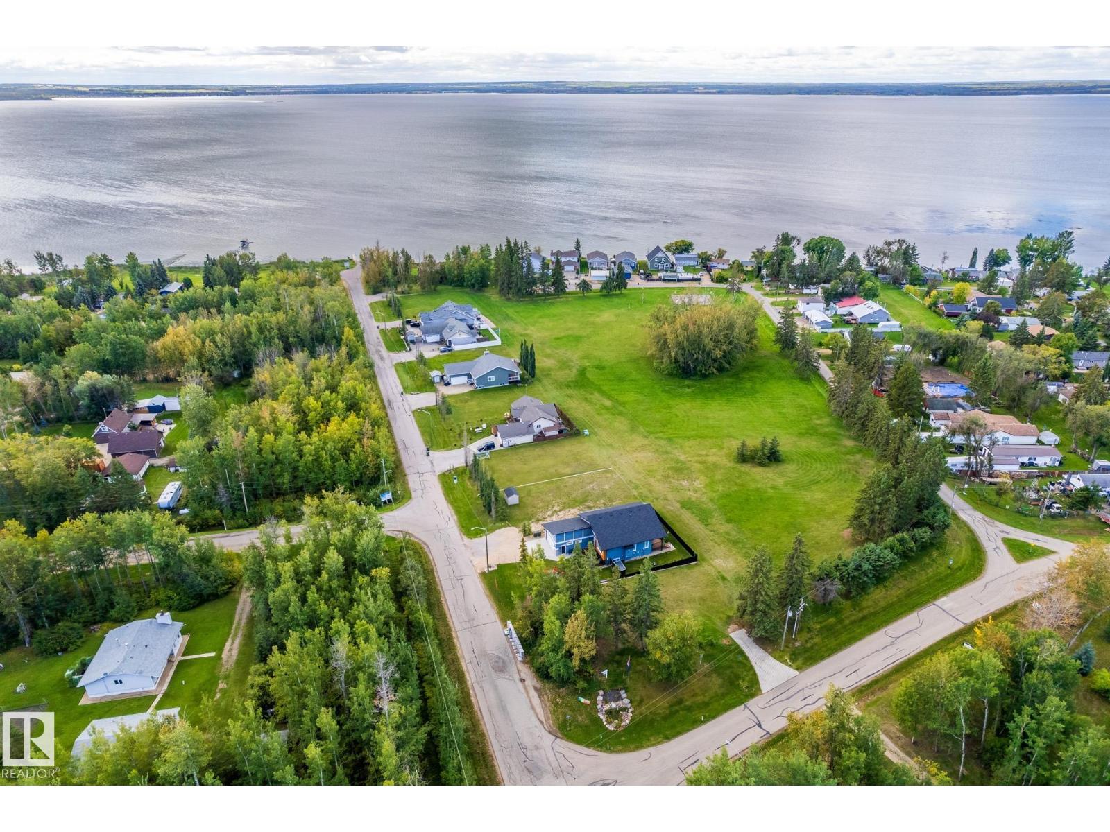 101 1 St, Rural Lac Ste. Anne County, Alberta  T0E 1A0 - Photo 15 - E4504604