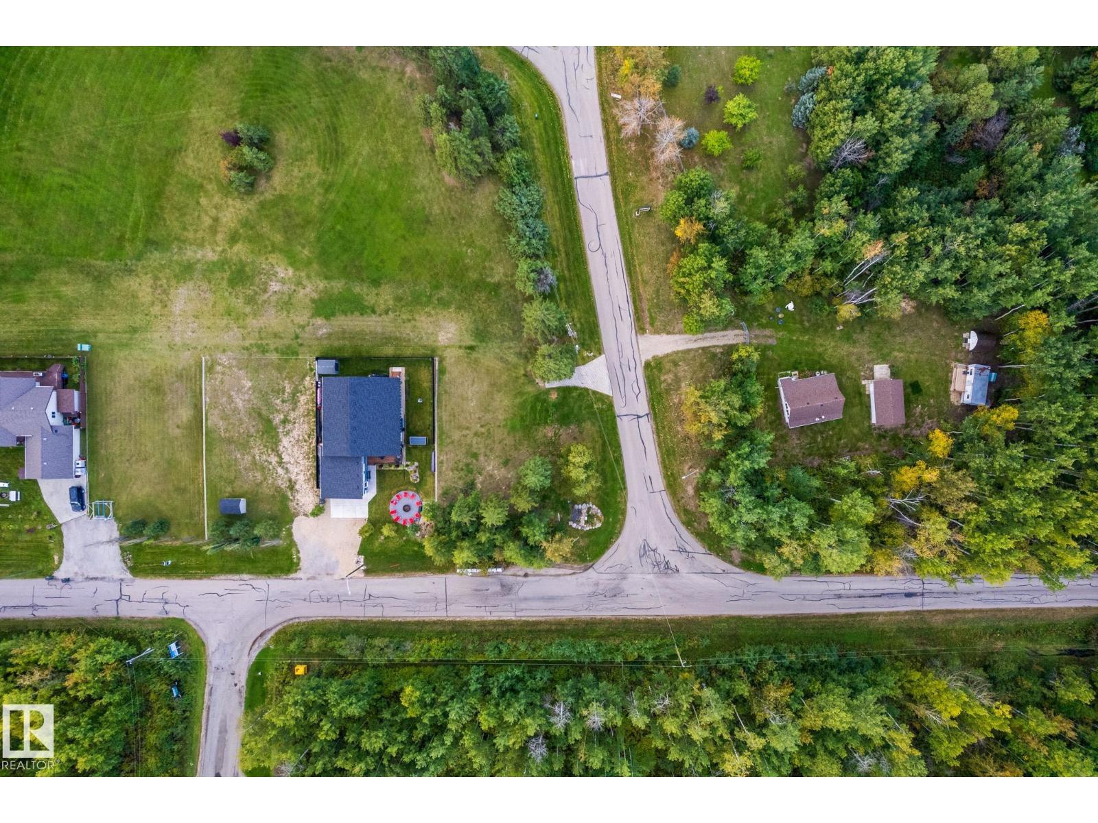 101 1 St, Rural Lac Ste. Anne County, Alberta  T0E 1A0 - Photo 10 - E4504604