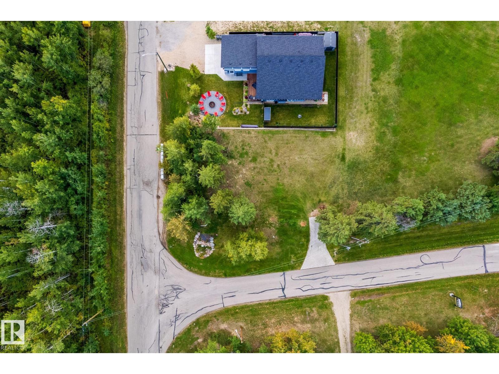 101 1 St, Rural Lac Ste. Anne County, Alberta  T0E 1A0 - Photo 1 - E4504604