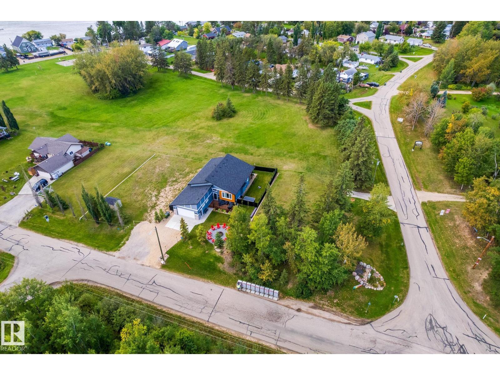 101 1 St, Rural Lac Ste. Anne County, Alberta  T0E 1A0 - Photo 7 - E4504604
