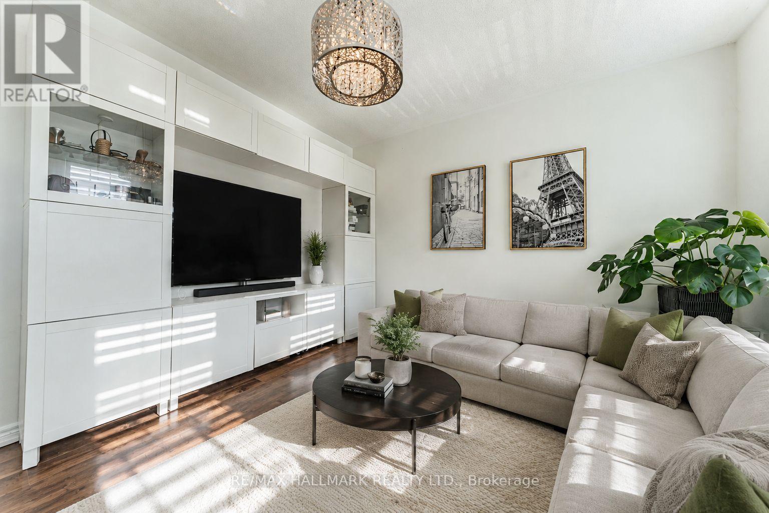 #main - 388 Kwapis Boulevard, Newmarket, Ontario  L3X 3H4 - Photo 12 - N13733776