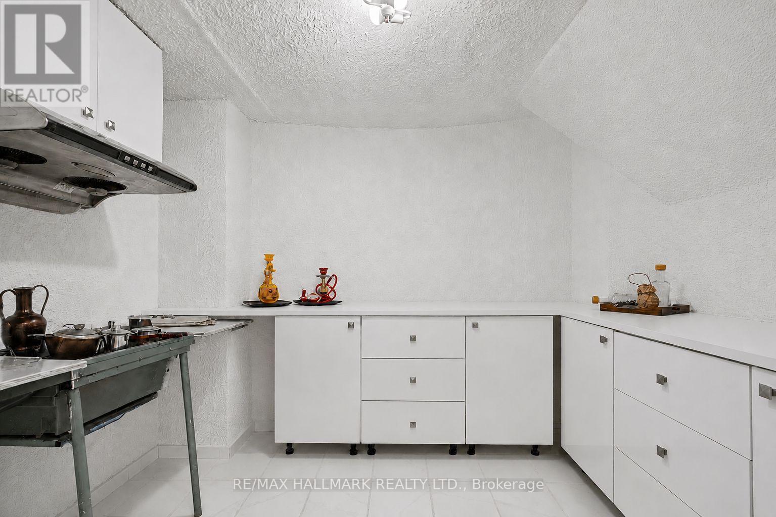 70 - 190 Harding Blvd Boulevard W, Richmond Hill, Ontario  L4C 0J9 - Photo 29 - N13635702
