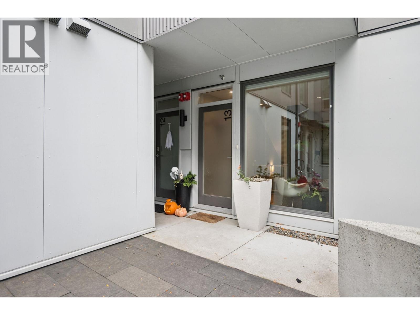 13 531 E 16th Avenue, Vancouver, British Columbia  V5T 2V1 - Photo 4 - R3164793
